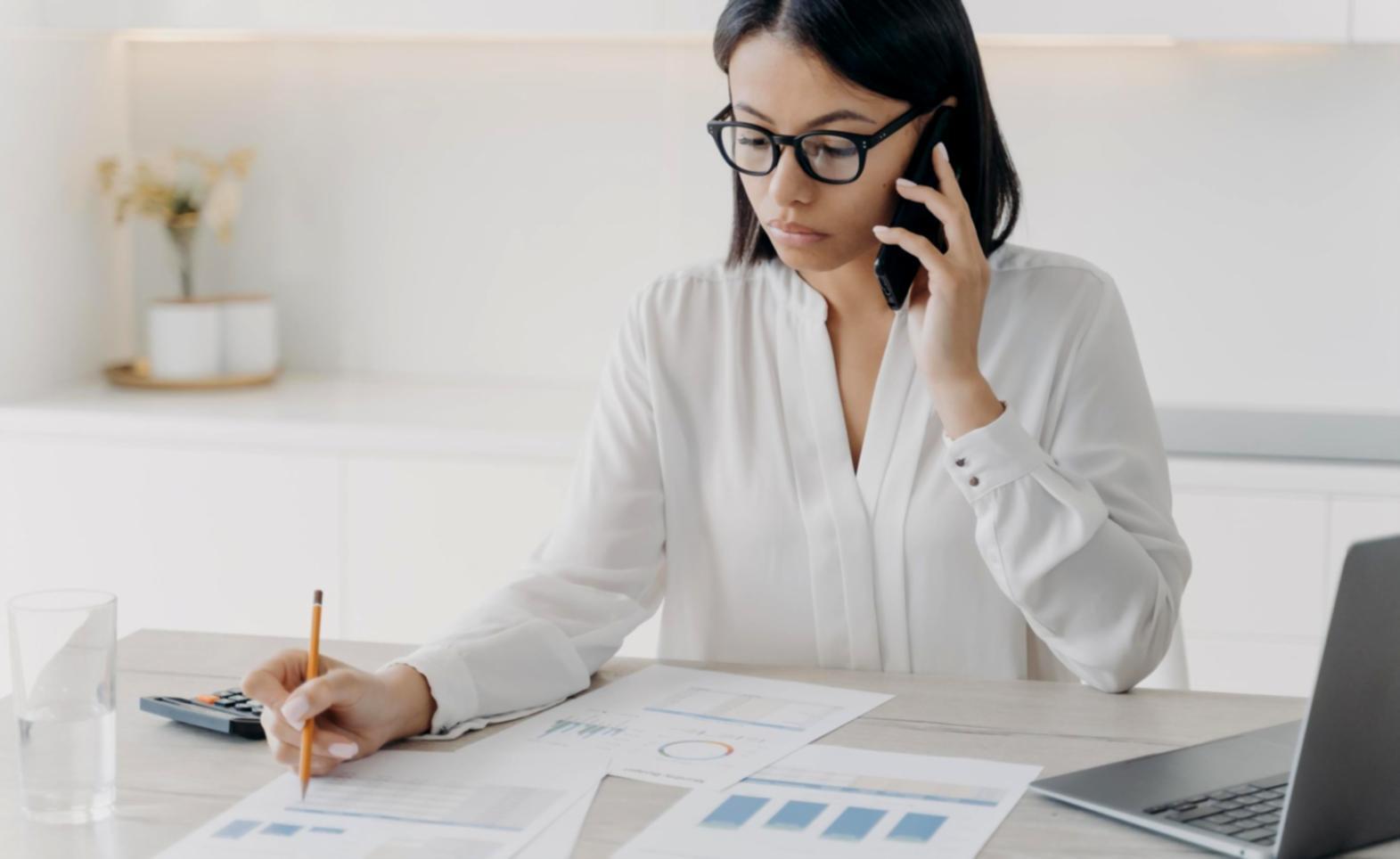 Financial analysis workspace